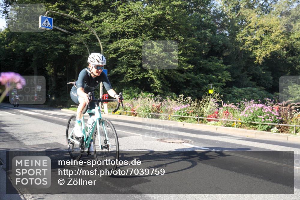 08.09.2024 - Stadtparktriathlon Zöllner http://msf.ph/oto/7039759 08.09.2024 09:31:31 Radfahren 131 meine-sportfotos.de