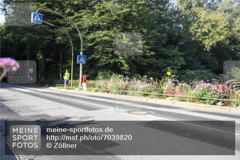 08.09.2024 - Stadtparktriathlon Zöllner http://msf.ph/oto/7039820 08.09.2024 09:33:44 Radfahren  meine-sportfotos.de