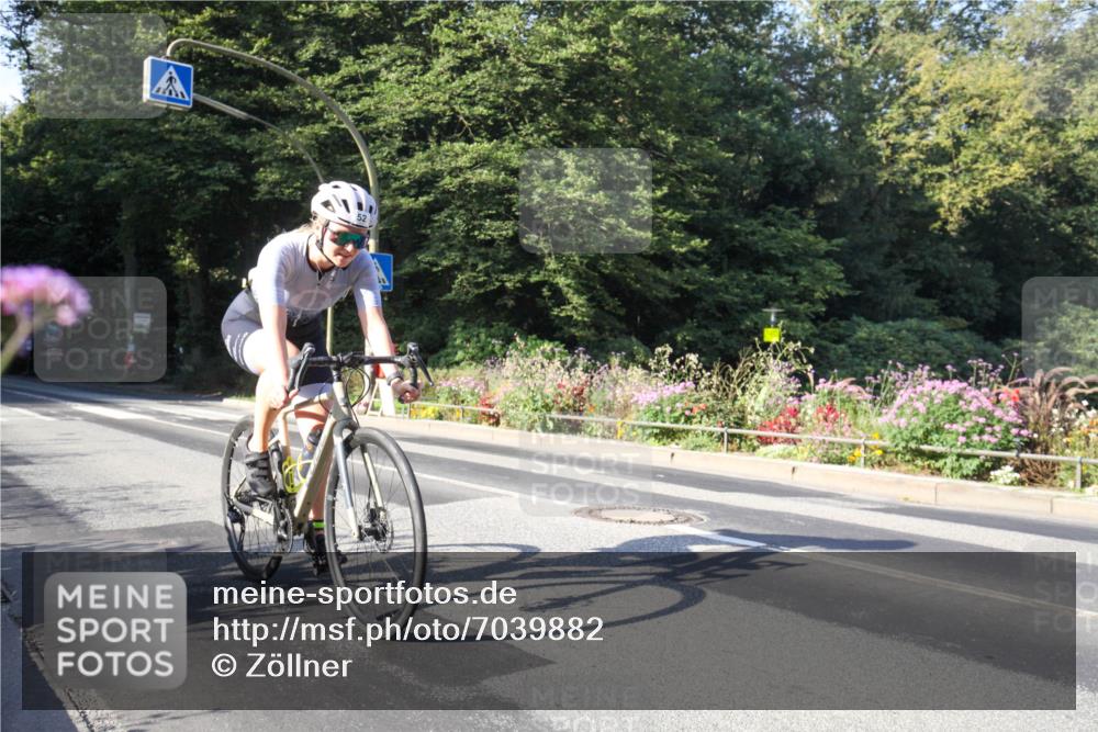 08.09.2024 - Stadtparktriathlon Zöllner http://msf.ph/oto/7039882 08.09.2024 09:36:20 Radfahren 52, 163 meine-sportfotos.de