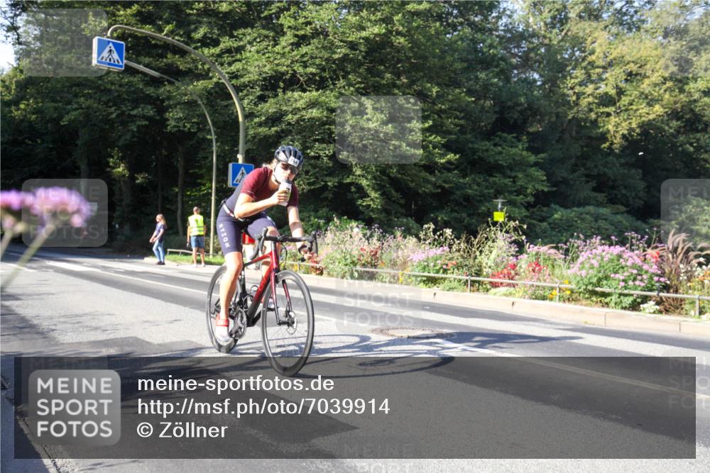 08.09.2024 - Stadtparktriathlon Zöllner http://msf.ph/oto/7039914 08.09.2024 09:38:24 Radfahren 144, 164 meine-sportfotos.de