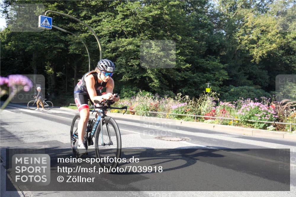 08.09.2024 - Stadtparktriathlon Zöllner http://msf.ph/oto/7039918 08.09.2024 09:38:38 Radfahren 172 meine-sportfotos.de
