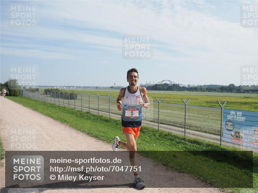 08.09.2024 - Airport Race Miley Keyser http://msf.ph/oto/7047751 08.09.2024 11:49:40 Laufen 5 meine-sportfotos.de
