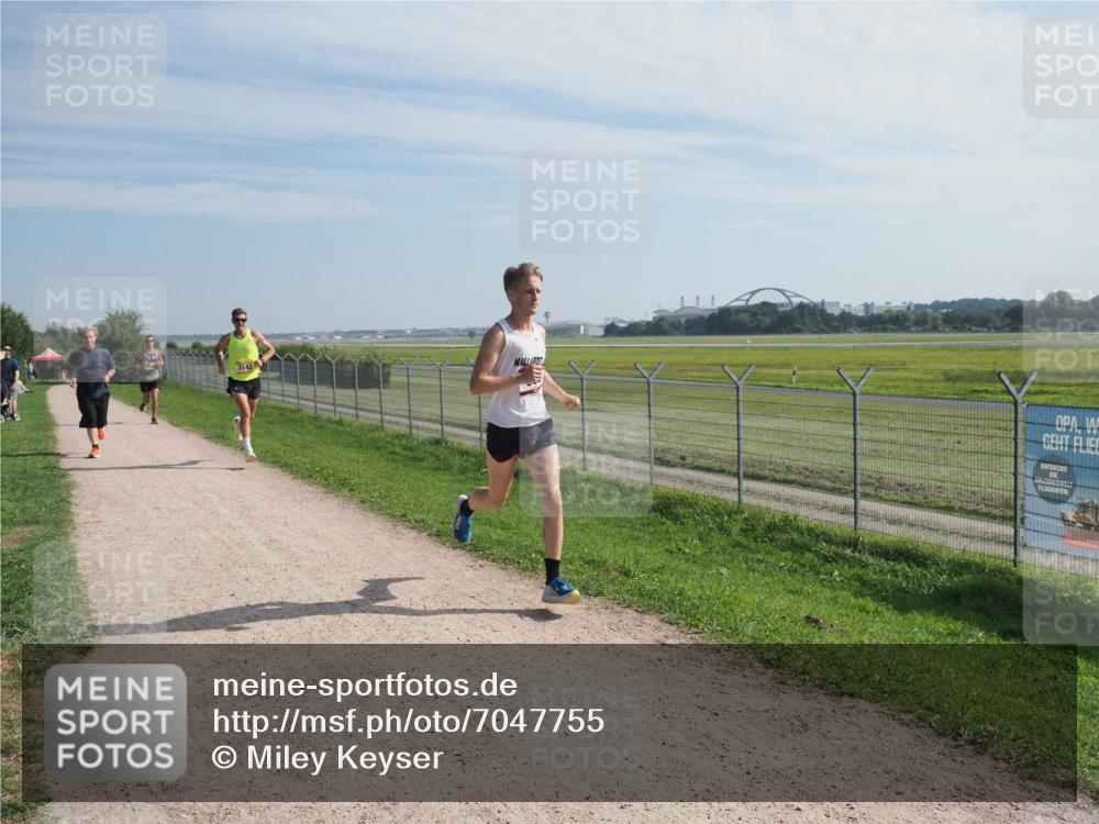 08.09.2024 - Airport Race Miley Keyser http://msf.ph/oto/7047755 08.09.2024 11:49:51 Laufen 3142 meine-sportfotos.de