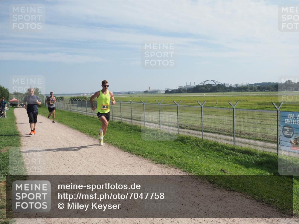 08.09.2024 - Airport Race Miley Keyser http://msf.ph/oto/7047758 08.09.2024 11:49:52 Laufen 3142 meine-sportfotos.de