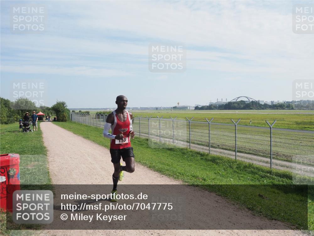08.09.2024 - Airport Race Miley Keyser http://msf.ph/oto/7047775 08.09.2024 11:50:48 Laufen 153 meine-sportfotos.de