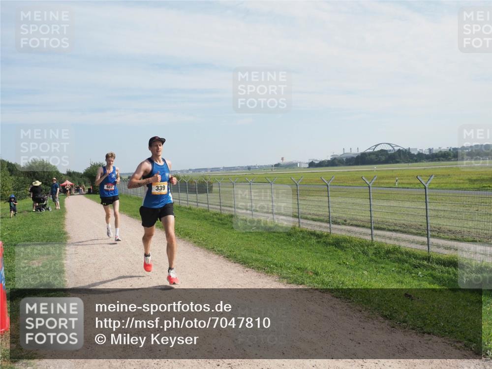 08.09.2024 - Airport Race Miley Keyser http://msf.ph/oto/7047810 08.09.2024 11:53:50 Laufen 687, 339 meine-sportfotos.de