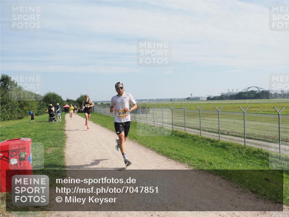 08.09.2024 - Airport Race Miley Keyser http://msf.ph/oto/7047851 08.09.2024 11:54:25 Laufen 3129 meine-sportfotos.de