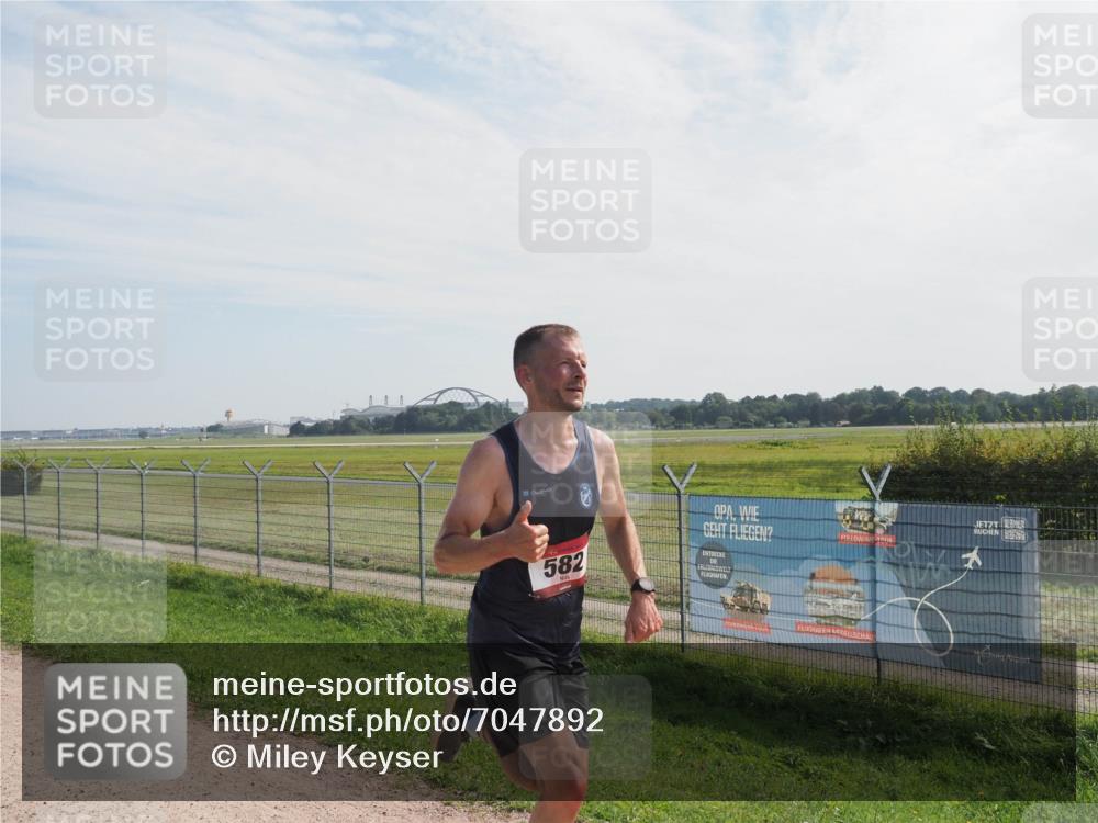 08.09.2024 - Airport Race Miley Keyser http://msf.ph/oto/7047892 08.09.2024 11:54:55 Laufen 582 meine-sportfotos.de
