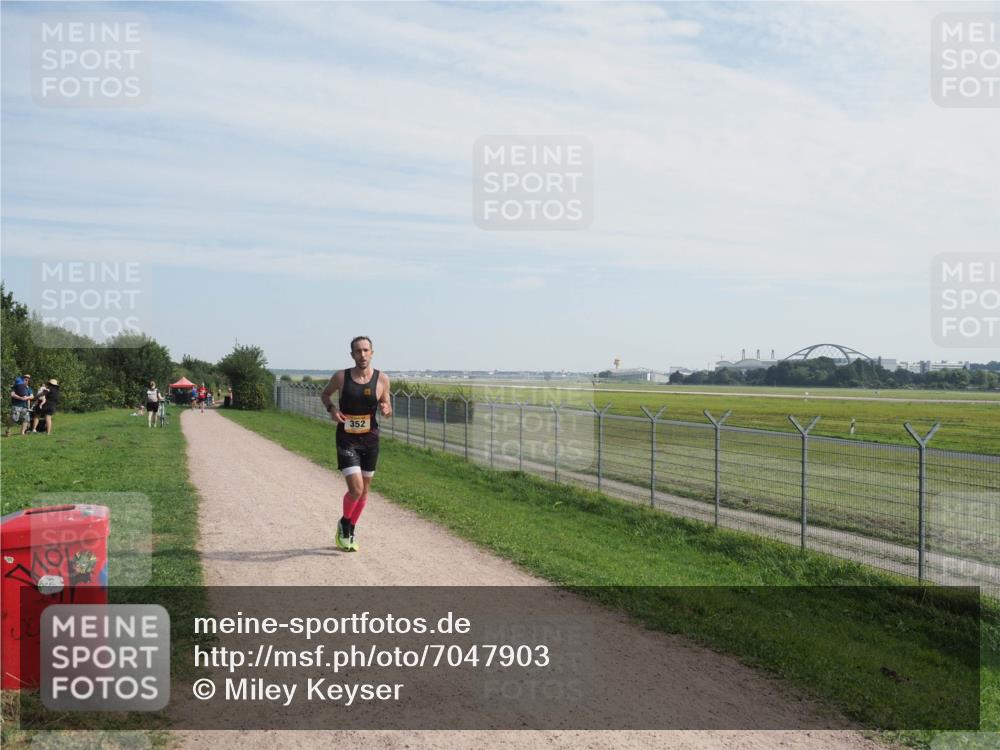 08.09.2024 - Airport Race Miley Keyser http://msf.ph/oto/7047903 08.09.2024 11:56:33 Laufen 352 meine-sportfotos.de