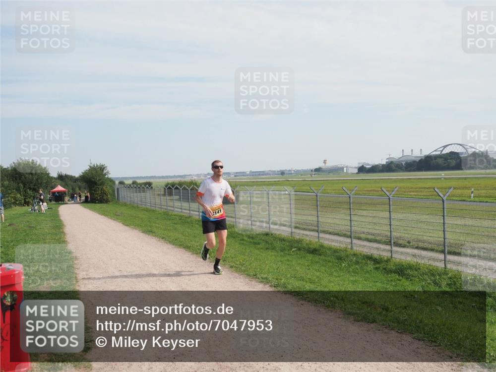 08.09.2024 - Airport Race Miley Keyser http://msf.ph/oto/7047953 08.09.2024 11:57:18 Laufen 141 meine-sportfotos.de