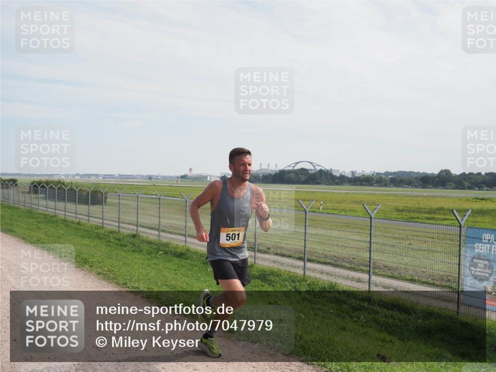 08.09.2024 - Airport Race Miley Keyser http://msf.ph/oto/7047979 08.09.2024 11:58:01 Laufen 501 meine-sportfotos.de
