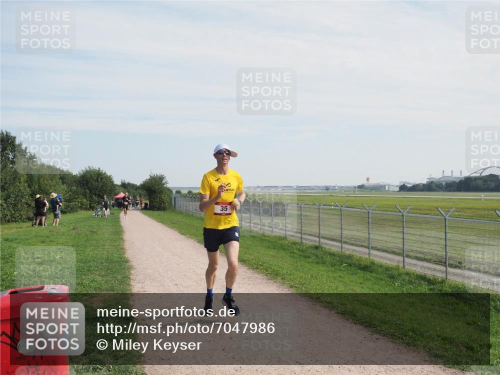 08.09.2024 - Airport Race Miley Keyser http://msf.ph/oto/7047986 08.09.2024 11:58:16 Laufen 35 meine-sportfotos.de