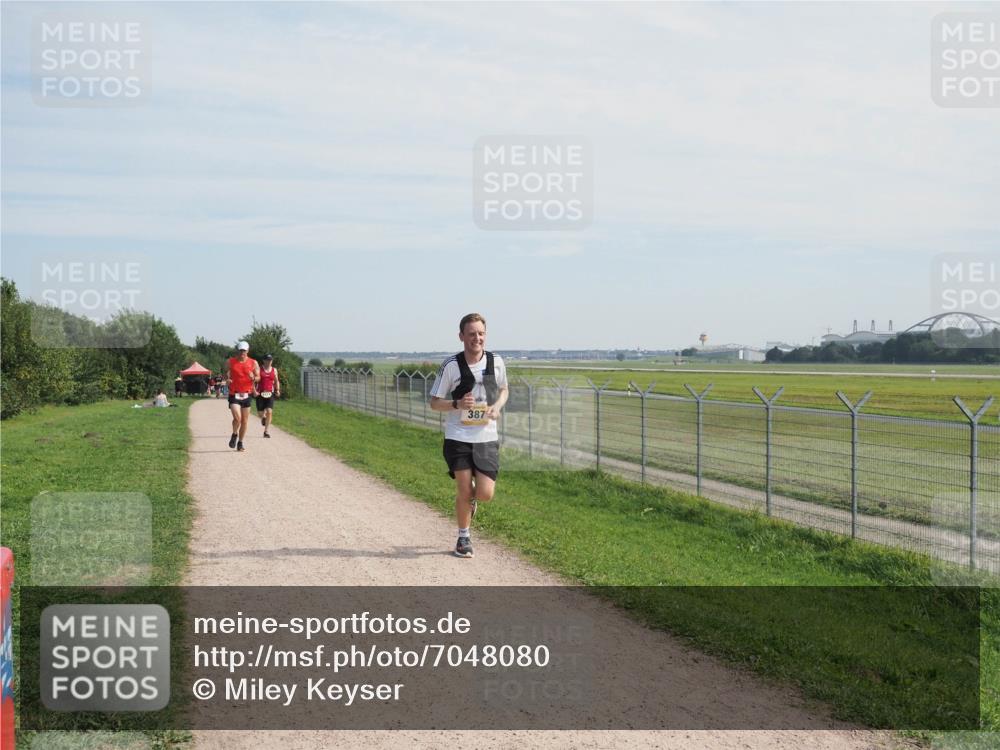 08.09.2024 - Airport Race Miley Keyser http://msf.ph/oto/7048080 08.09.2024 12:00:46 Laufen 387 meine-sportfotos.de