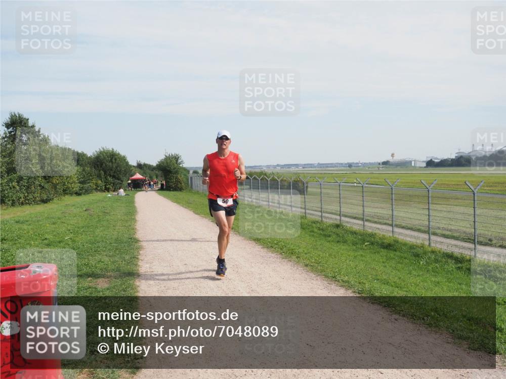 08.09.2024 - Airport Race Miley Keyser http://msf.ph/oto/7048089 08.09.2024 12:00:50 Laufen 50 meine-sportfotos.de