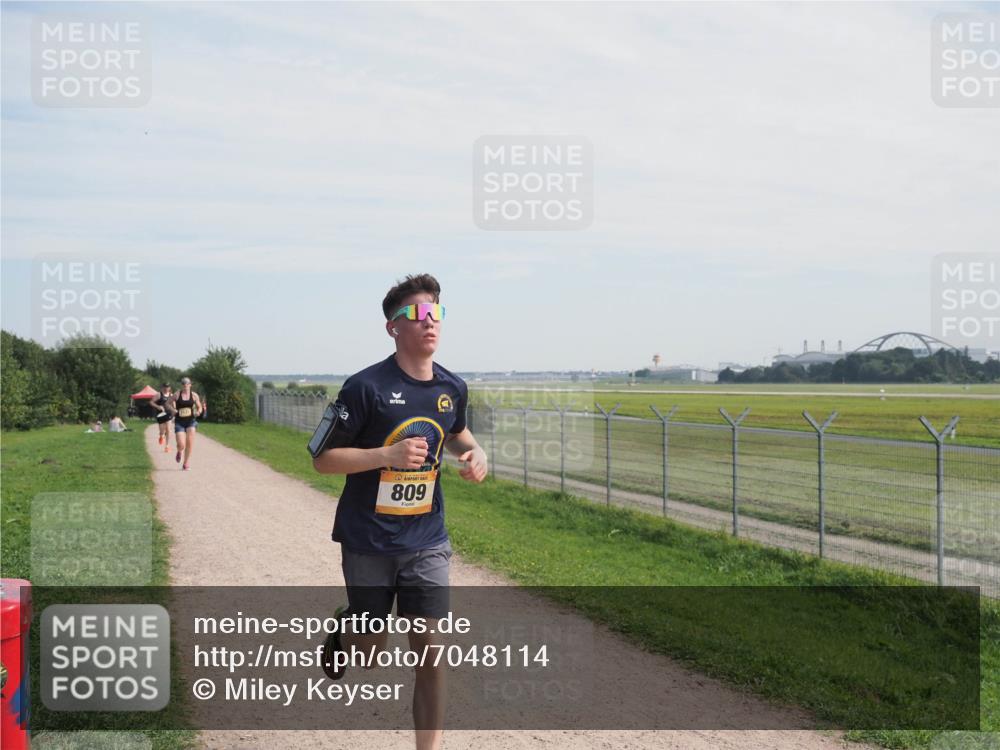 08.09.2024 - Airport Race Miley Keyser http://msf.ph/oto/7048114 08.09.2024 12:01:17 Laufen 809 meine-sportfotos.de