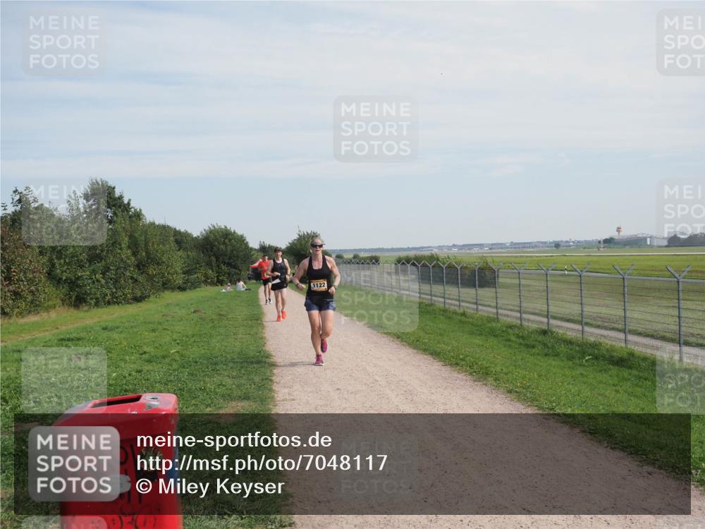 08.09.2024 - Airport Race Miley Keyser http://msf.ph/oto/7048117 08.09.2024 12:01:20 Laufen 1122 meine-sportfotos.de