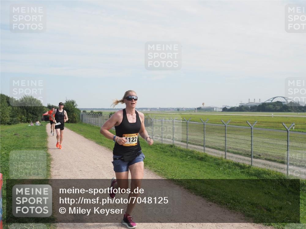 08.09.2024 - Airport Race Miley Keyser http://msf.ph/oto/7048125 08.09.2024 12:01:22 Laufen 122 meine-sportfotos.de