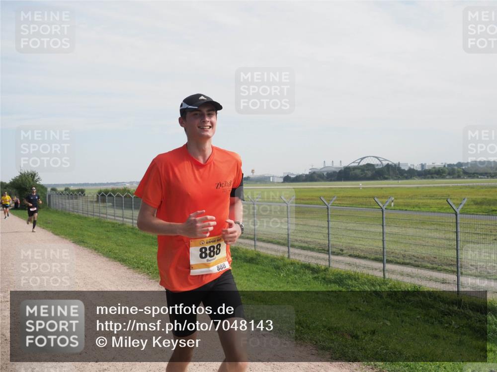 08.09.2024 - Airport Race Miley Keyser http://msf.ph/oto/7048143 08.09.2024 12:01:27 Laufen 888, 888 meine-sportfotos.de