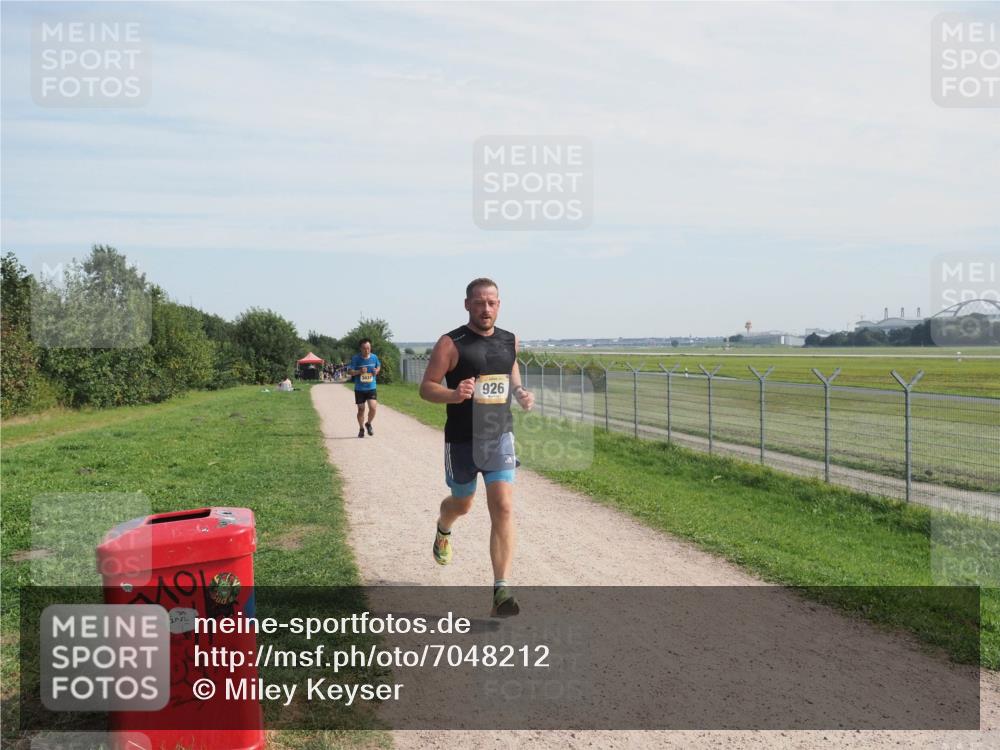 08.09.2024 - Airport Race Miley Keyser http://msf.ph/oto/7048212 08.09.2024 12:02:14 Laufen 926 meine-sportfotos.de