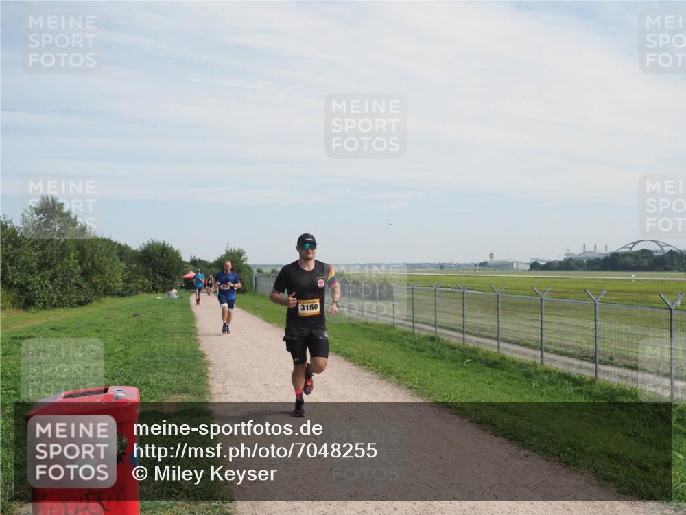 08.09.2024 - Airport Race Miley Keyser http://msf.ph/oto/7048255 08.09.2024 12:02:59 Laufen 3150 meine-sportfotos.de