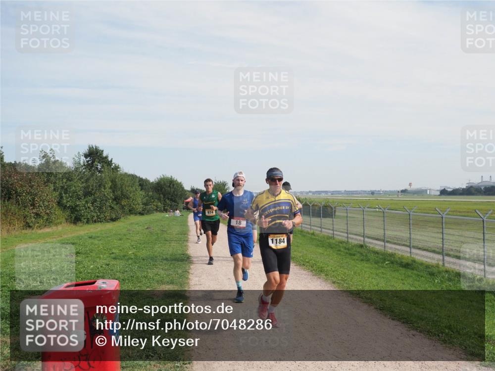 08.09.2024 - Airport Race Miley Keyser http://msf.ph/oto/7048286 08.09.2024 12:03:14 Laufen 974, 18, 1184 meine-sportfotos.de