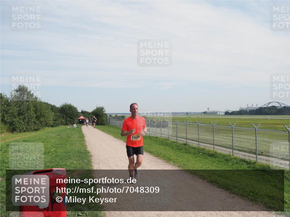 08.09.2024 - Airport Race Miley Keyser http://msf.ph/oto/7048309 08.09.2024 12:03:20 Laufen 1020 meine-sportfotos.de