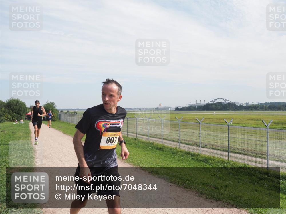 08.09.2024 - Airport Race Miley Keyser http://msf.ph/oto/7048344 08.09.2024 12:03:50 Laufen 807 meine-sportfotos.de