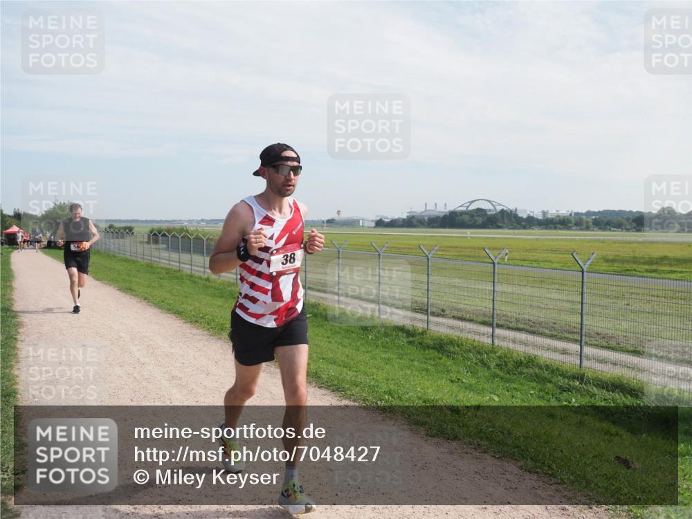 08.09.2024 - Airport Race Miley Keyser http://msf.ph/oto/7048427 08.09.2024 12:04:49 Laufen 38 meine-sportfotos.de