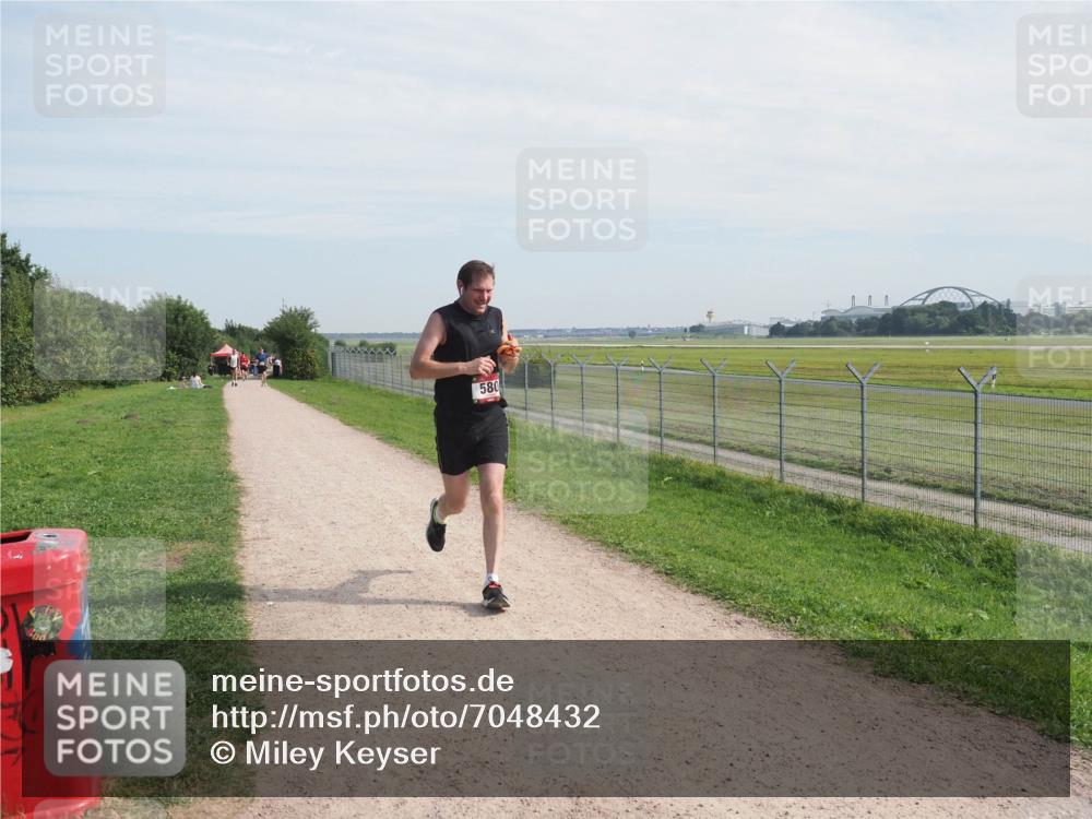 08.09.2024 - Airport Race Miley Keyser http://msf.ph/oto/7048432 08.09.2024 12:04:50 Laufen 580 meine-sportfotos.de