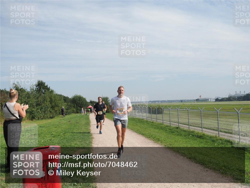 08.09.2024 - Airport Race Miley Keyser http://msf.ph/oto/7048462 08.09.2024 12:05:20 Laufen 543, 784 meine-sportfotos.de