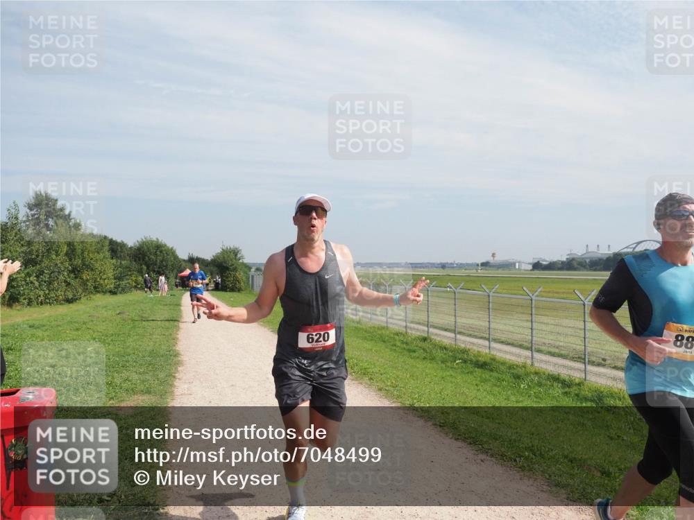 08.09.2024 - Airport Race Miley Keyser http://msf.ph/oto/7048499 08.09.2024 12:05:45 Laufen 620, 88 meine-sportfotos.de