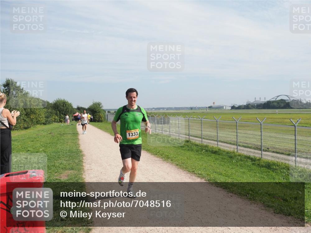 08.09.2024 - Airport Race Miley Keyser http://msf.ph/oto/7048516 08.09.2024 12:05:54 Laufen 1333 meine-sportfotos.de