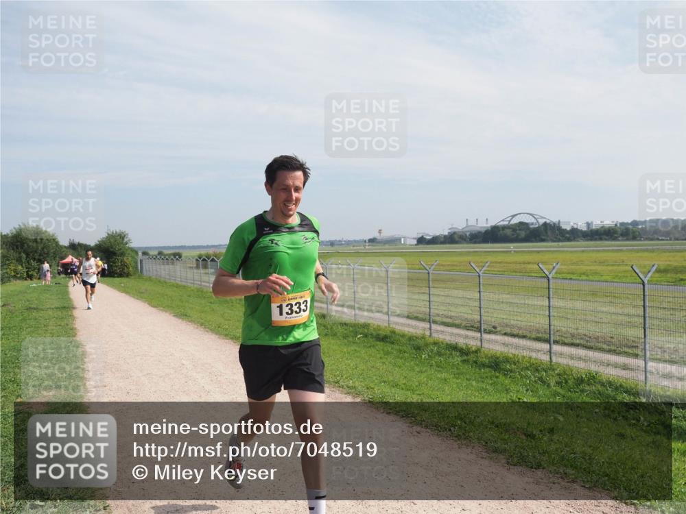 08.09.2024 - Airport Race Miley Keyser http://msf.ph/oto/7048519 08.09.2024 12:05:54 Laufen 1333 meine-sportfotos.de