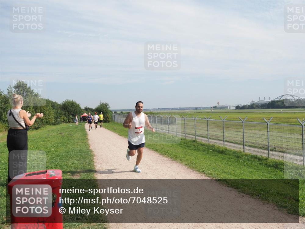 08.09.2024 - Airport Race Miley Keyser http://msf.ph/oto/7048525 08.09.2024 12:05:59 Laufen 6 meine-sportfotos.de
