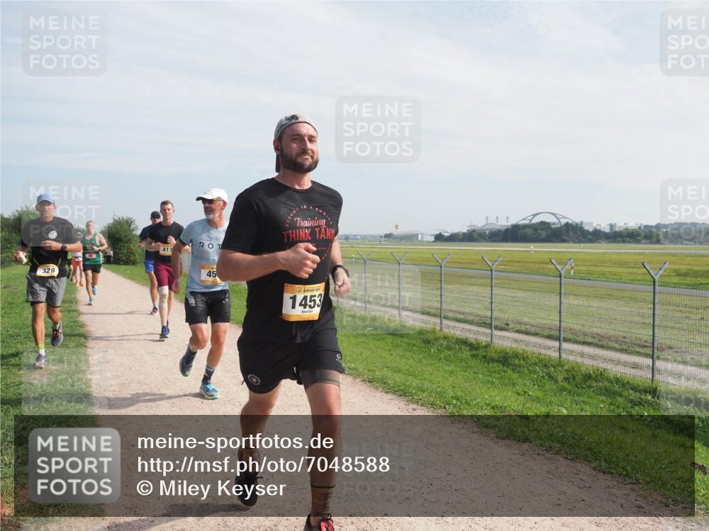 08.09.2024 - Airport Race Miley Keyser http://msf.ph/oto/7048588 08.09.2024 12:06:47 Laufen 328, 413, 45, 1453, 9 meine-sportfotos.de