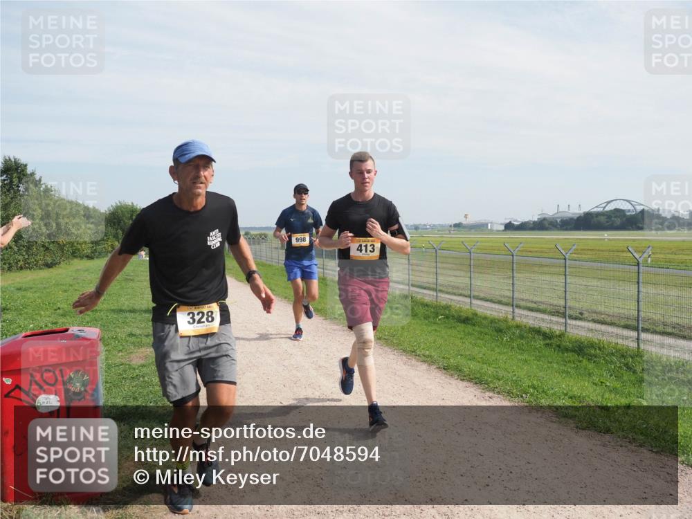 08.09.2024 - Airport Race Miley Keyser http://msf.ph/oto/7048594 08.09.2024 12:06:48 Laufen 328, 998, 413 meine-sportfotos.de