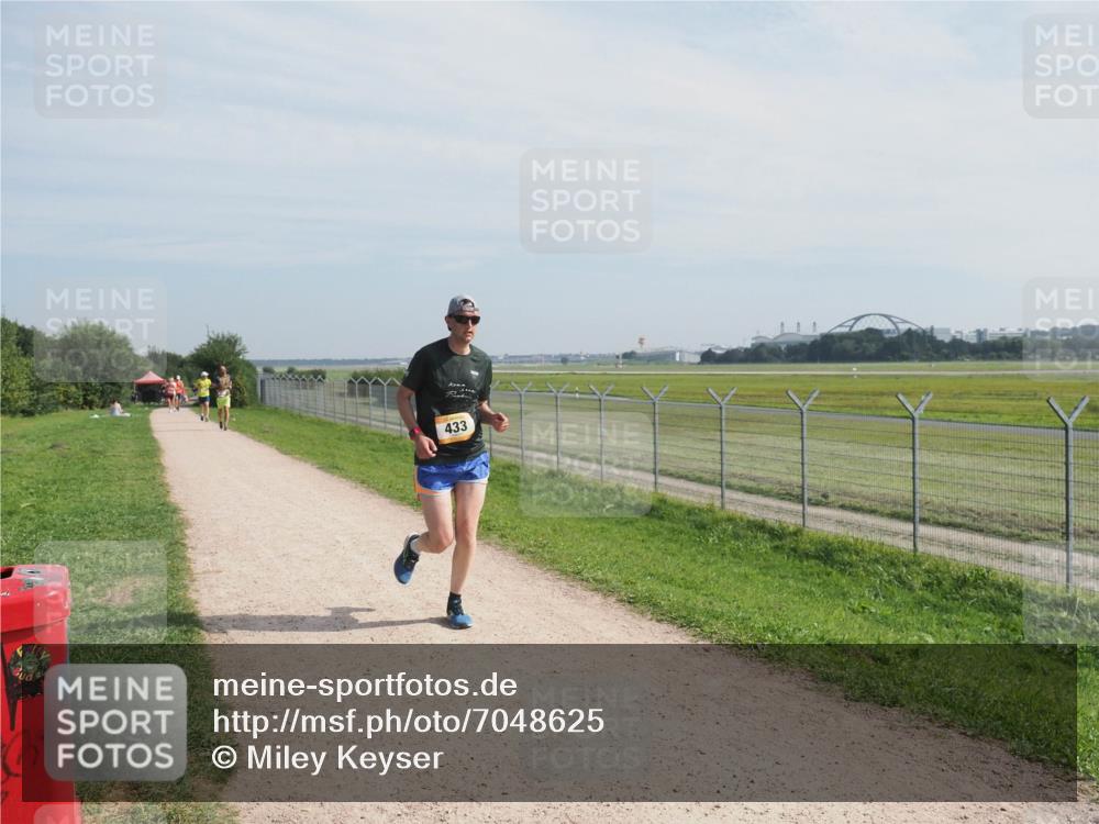 08.09.2024 - Airport Race Miley Keyser http://msf.ph/oto/7048625 08.09.2024 12:07:20 Laufen 433 meine-sportfotos.de