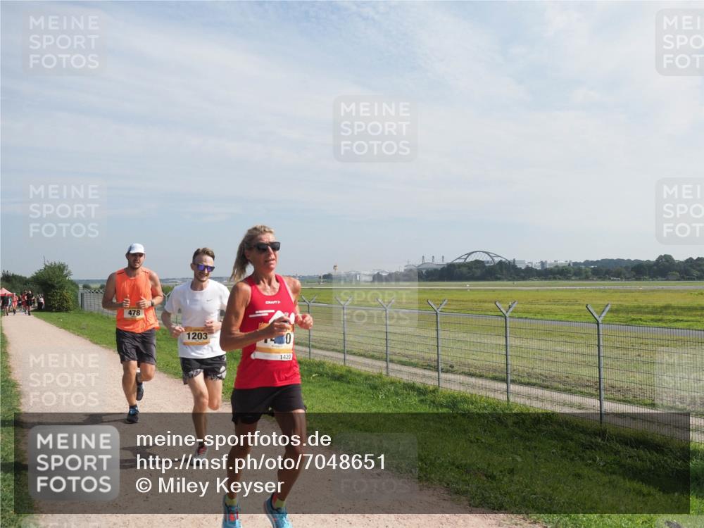 08.09.2024 - Airport Race Miley Keyser http://msf.ph/oto/7048651 08.09.2024 12:07:36 Laufen 478, 1203, 1420 meine-sportfotos.de