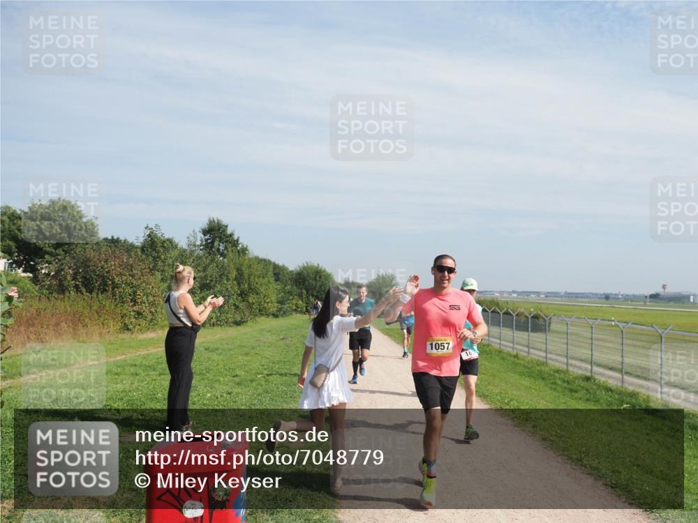08.09.2024 - Airport Race Miley Keyser http://msf.ph/oto/7048779 08.09.2024 12:08:48 Laufen 1057, 16 meine-sportfotos.de