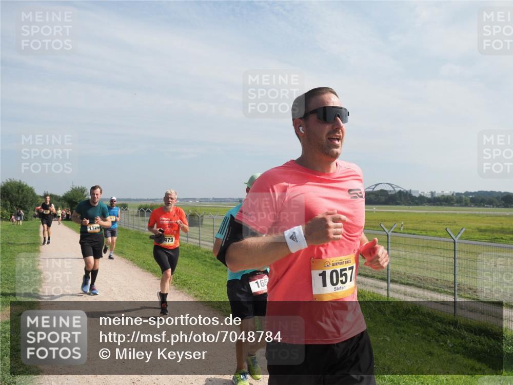 08.09.2024 - Airport Race Miley Keyser http://msf.ph/oto/7048784 08.09.2024 12:08:50 Laufen 1124, 479, 165, 1057 meine-sportfotos.de