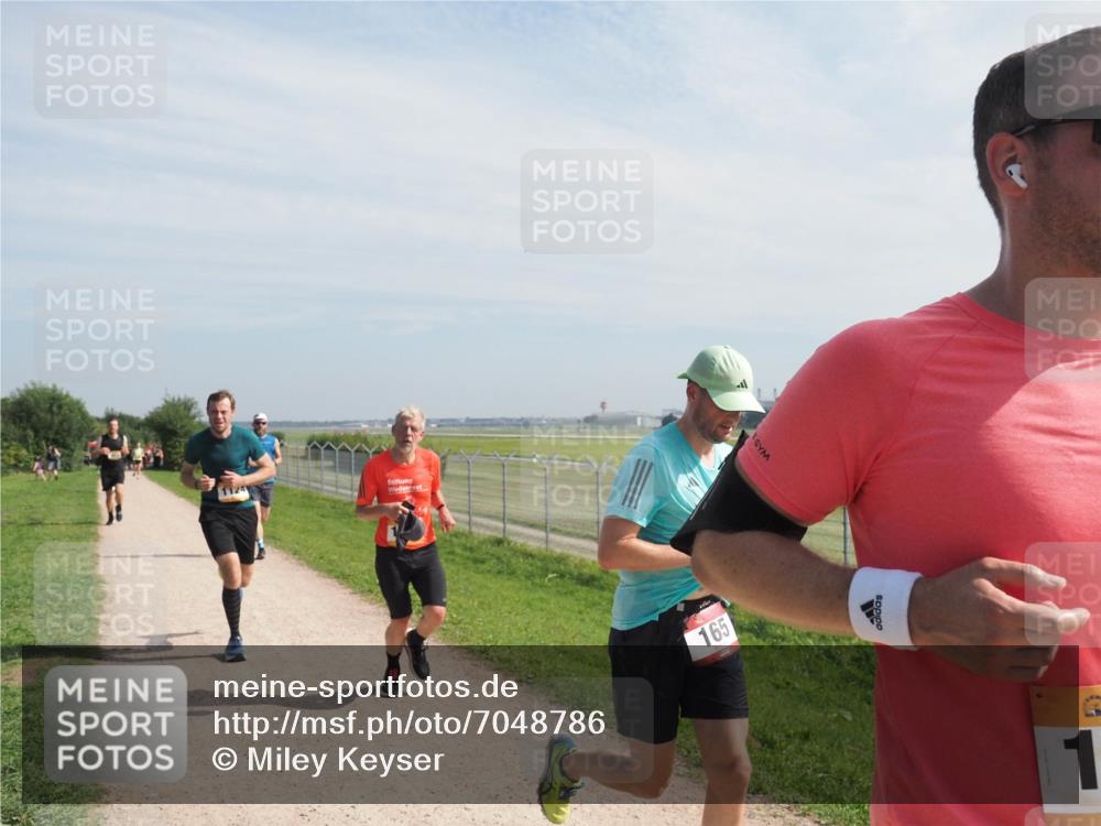 08.09.2024 - Airport Race Miley Keyser http://msf.ph/oto/7048786 08.09.2024 12:08:50 Laufen 165, 1 meine-sportfotos.de