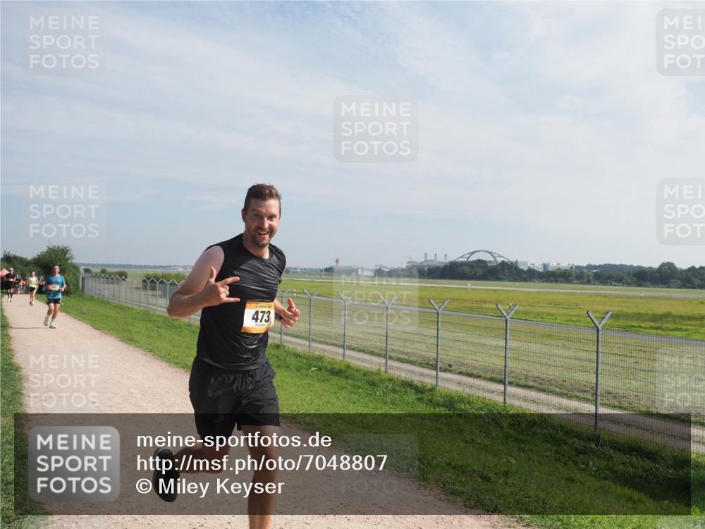 08.09.2024 - Airport Race Miley Keyser http://msf.ph/oto/7048807 08.09.2024 12:08:55 Laufen 473 meine-sportfotos.de