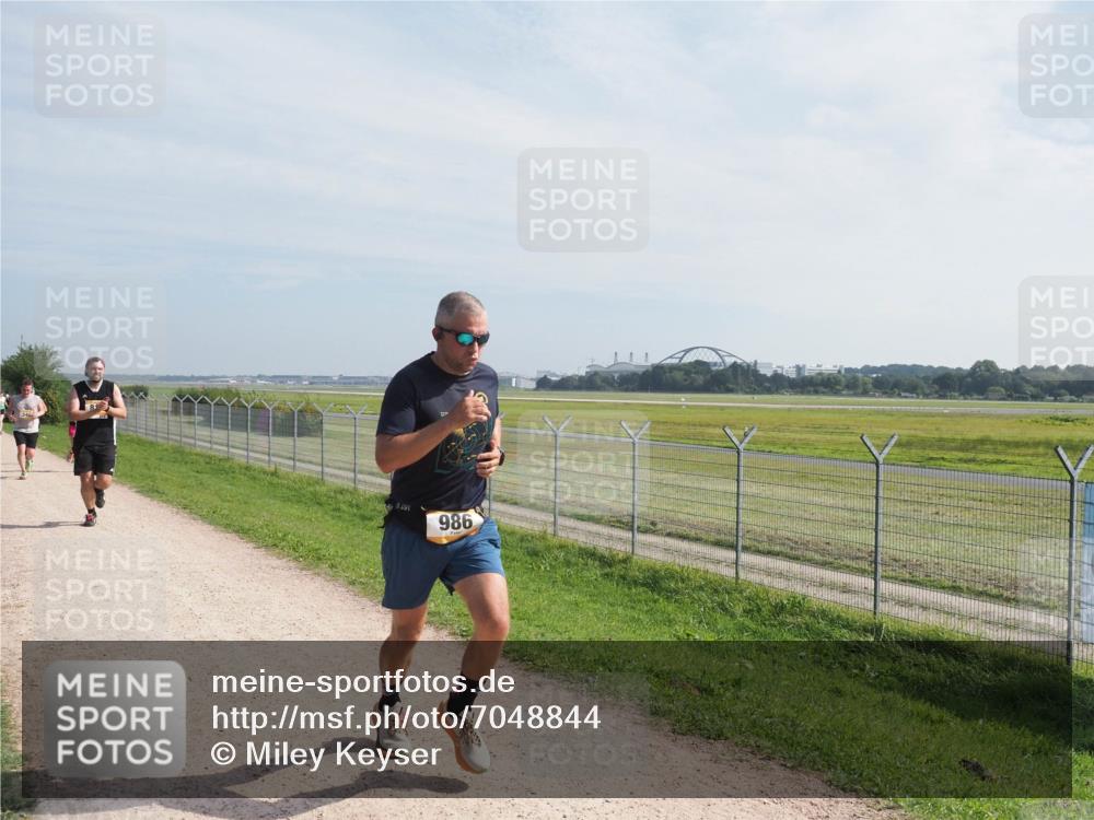 08.09.2024 - Airport Race Miley Keyser http://msf.ph/oto/7048844 08.09.2024 12:09:15 Laufen 3, 986 meine-sportfotos.de