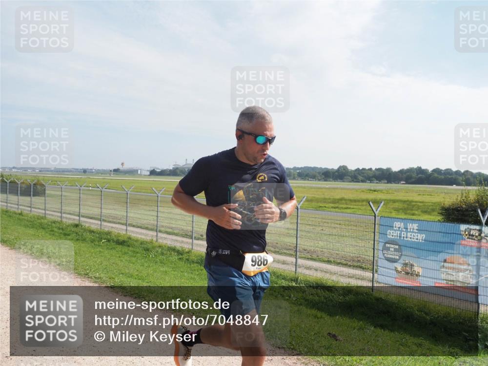 08.09.2024 - Airport Race Miley Keyser http://msf.ph/oto/7048847 08.09.2024 12:09:15 Laufen 986 meine-sportfotos.de