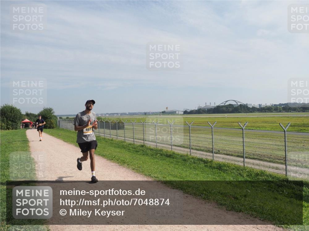08.09.2024 - Airport Race Miley Keyser http://msf.ph/oto/7048874 08.09.2024 12:09:31 Laufen 457 meine-sportfotos.de