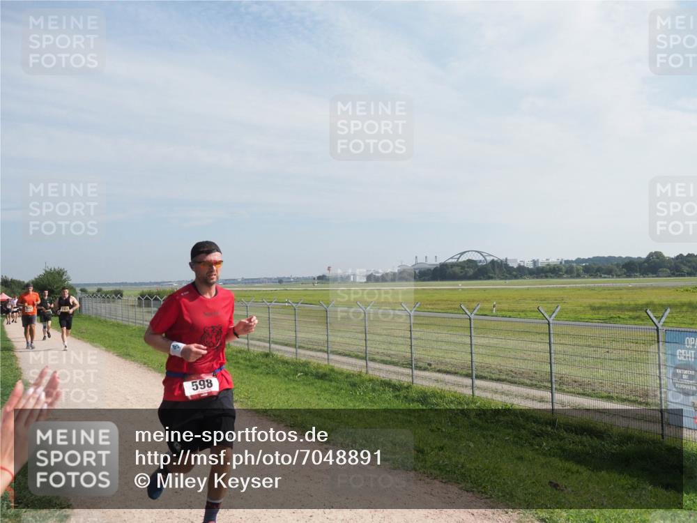 08.09.2024 - Airport Race Miley Keyser http://msf.ph/oto/7048891 08.09.2024 12:09:51 Laufen 598 meine-sportfotos.de