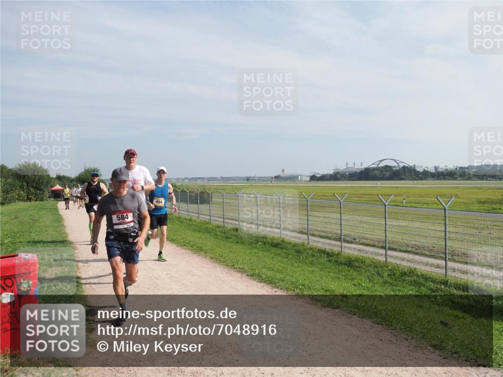 08.09.2024 - Airport Race Miley Keyser http://msf.ph/oto/7048916 08.09.2024 12:10:06 Laufen 584, 584, 494 meine-sportfotos.de