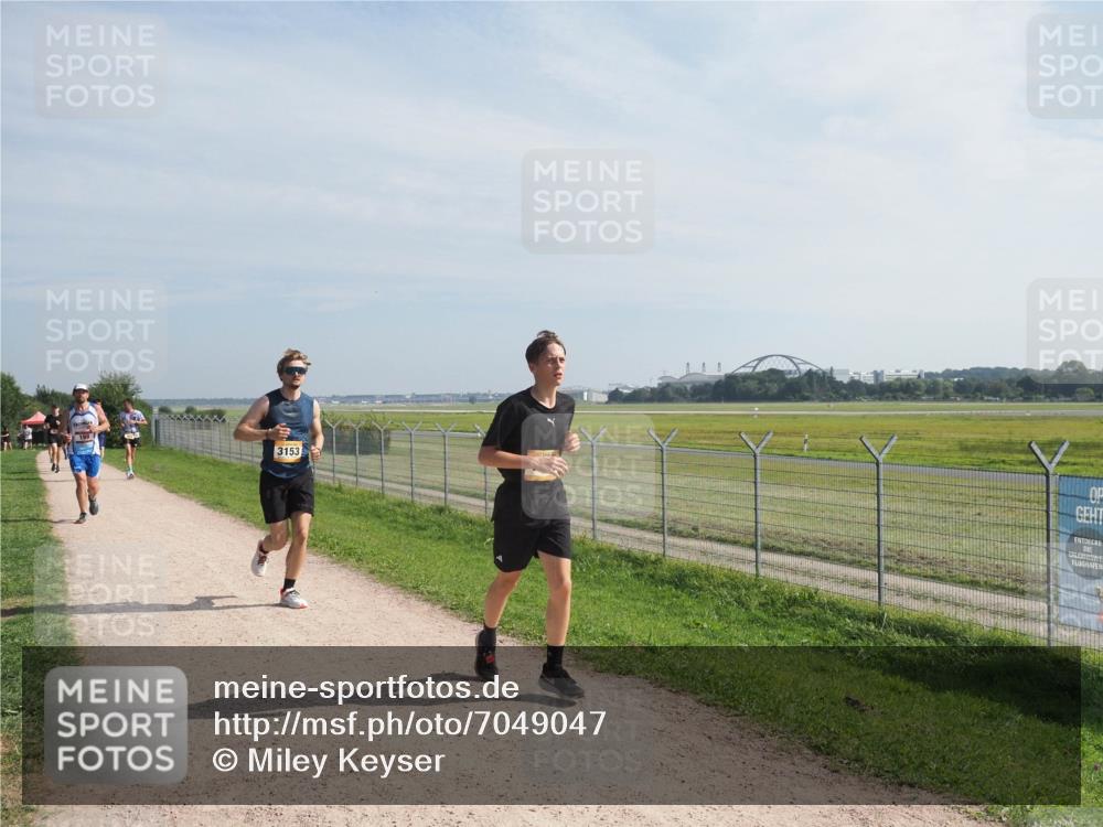 08.09.2024 - Airport Race Miley Keyser http://msf.ph/oto/7049047 08.09.2024 12:11:09 Laufen 3153 meine-sportfotos.de