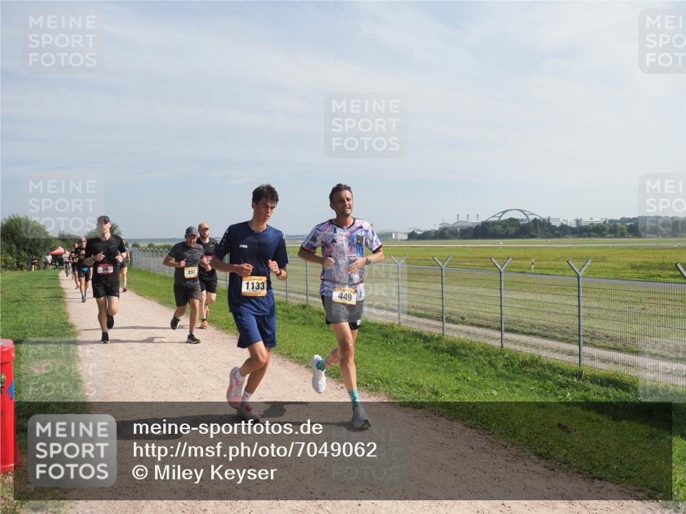 08.09.2024 - Airport Race Miley Keyser http://msf.ph/oto/7049062 08.09.2024 12:11:17 Laufen 36, 292, 1133, 449 meine-sportfotos.de