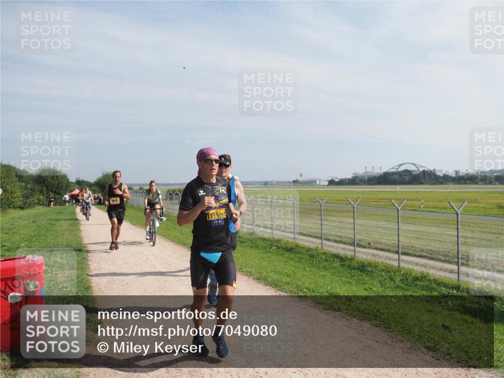 08.09.2024 - Airport Race Miley Keyser http://msf.ph/oto/7049080 08.09.2024 12:11:22 Laufen 969 meine-sportfotos.de